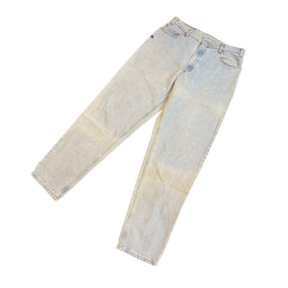 Vintage 90s Levi’s 560 Loose Fit Tapered Leg Light Blue Jeans Size 36x34 USA